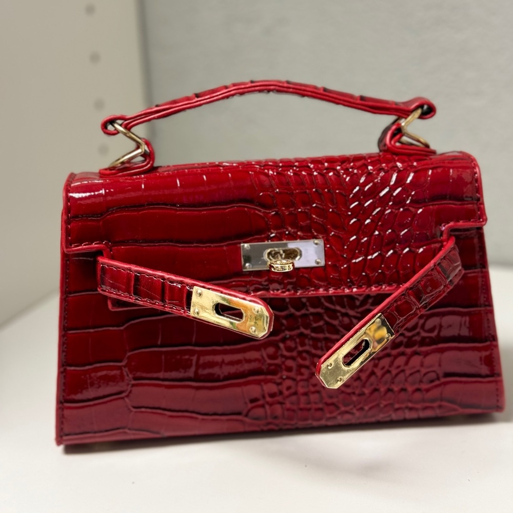 Red Croc Small Purse